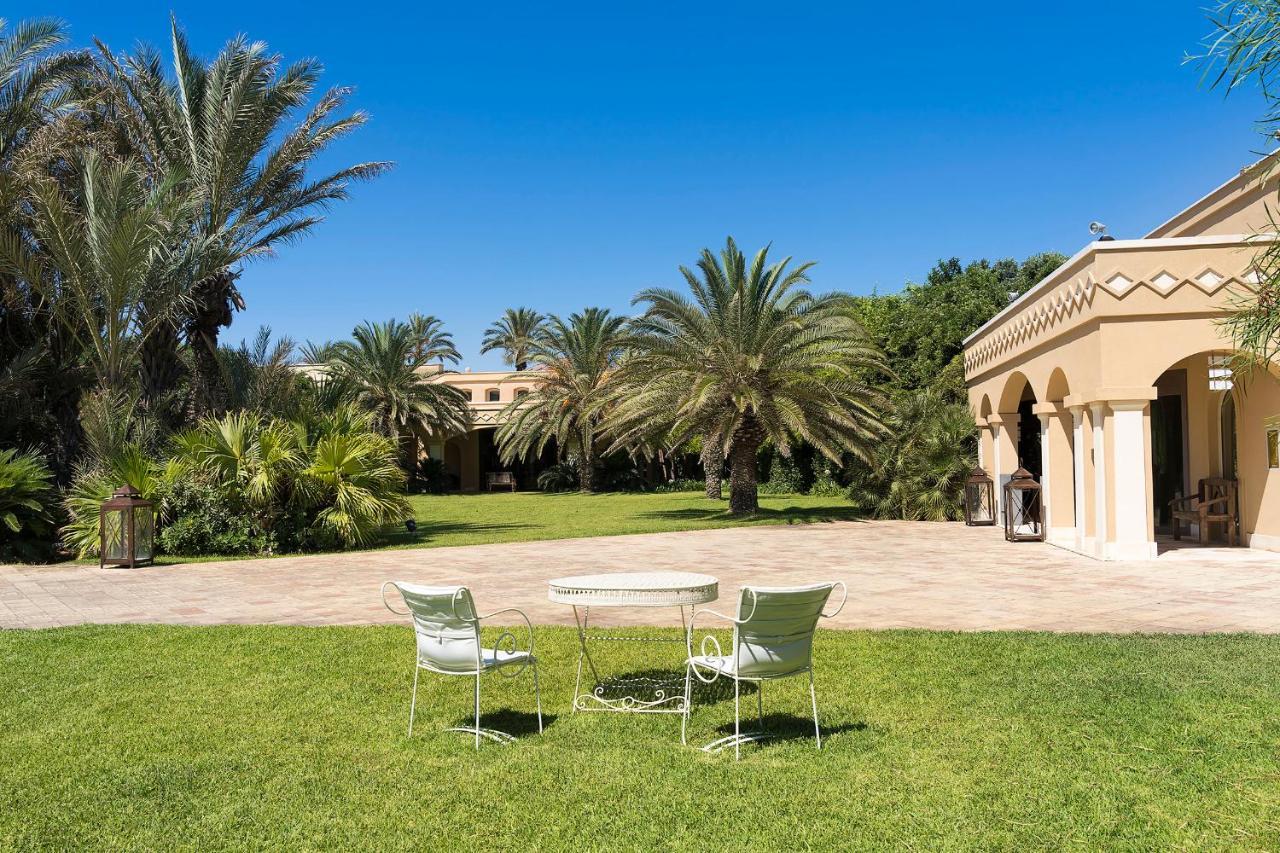 Palace Luxury 5*