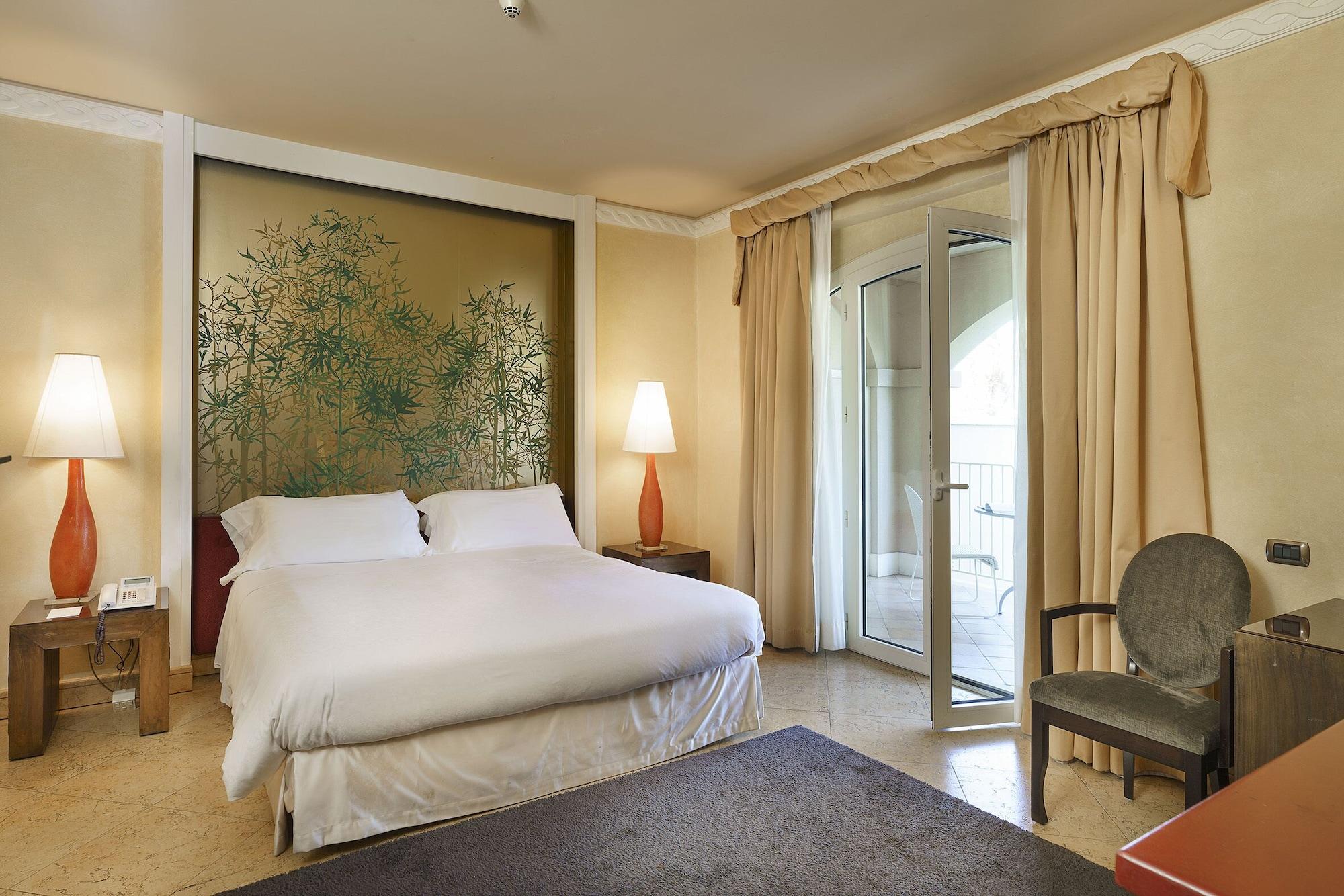 Palace Luxury 5* Catane