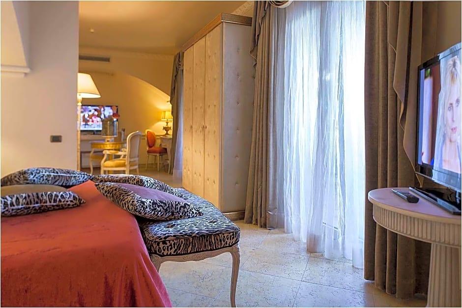 Palace Luxury 5* CTA